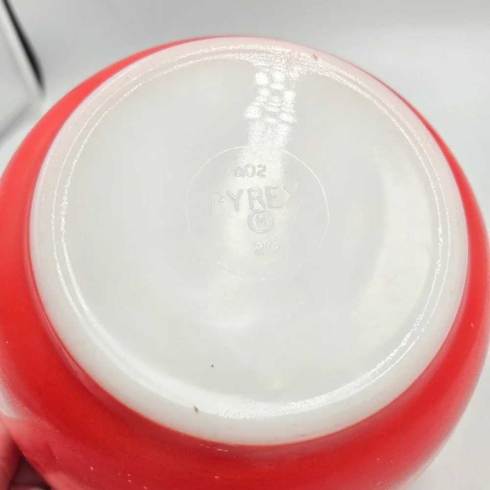 Vintage Pyrex 402 Red Mixing Bowl Rare 1940s Primary Medium Bowl EUC Grandmacore
